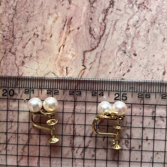 Charming mikimoto double pearl solid 14k gold earrings - Picture 9 of 9